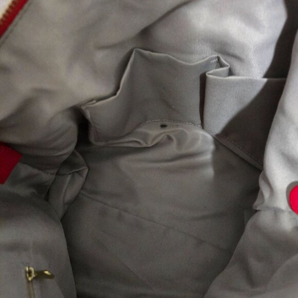 Gunas New York Vegan Leather Red Handbag With Gold Hardware & Zipper Detail - Picture 10 of 10